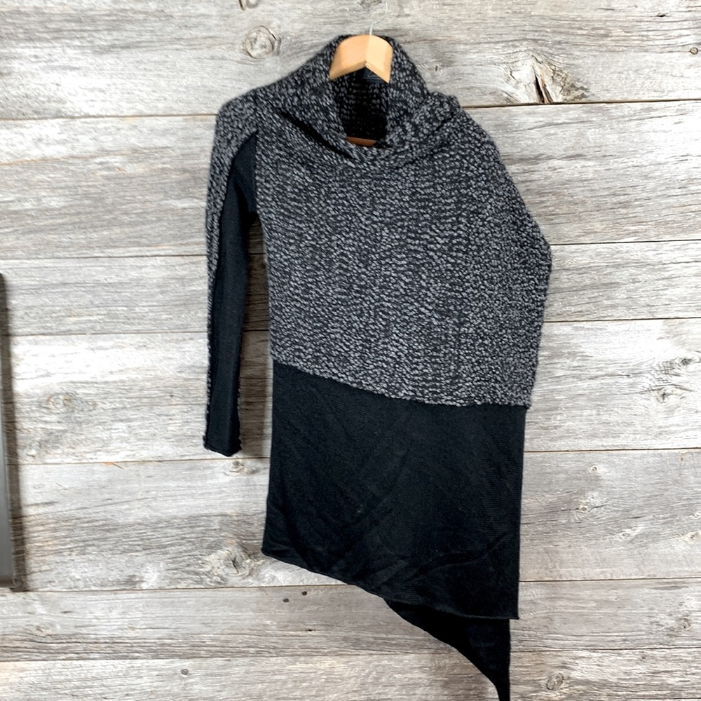 LINE Waterfall Cardigan - Picture 2 of 5
